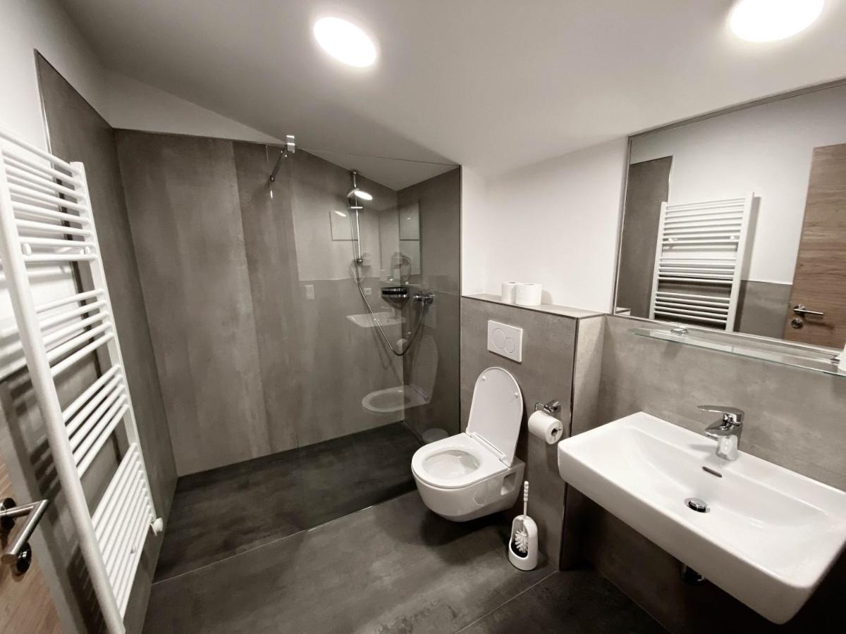 Appartement Tauernblick ราดชตัดท์ ภายนอก รูปภาพ