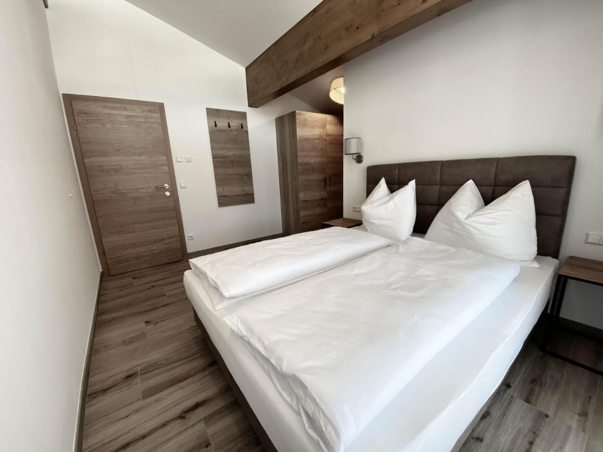 Appartement Tauernblick ราดชตัดท์ ภายนอก รูปภาพ
